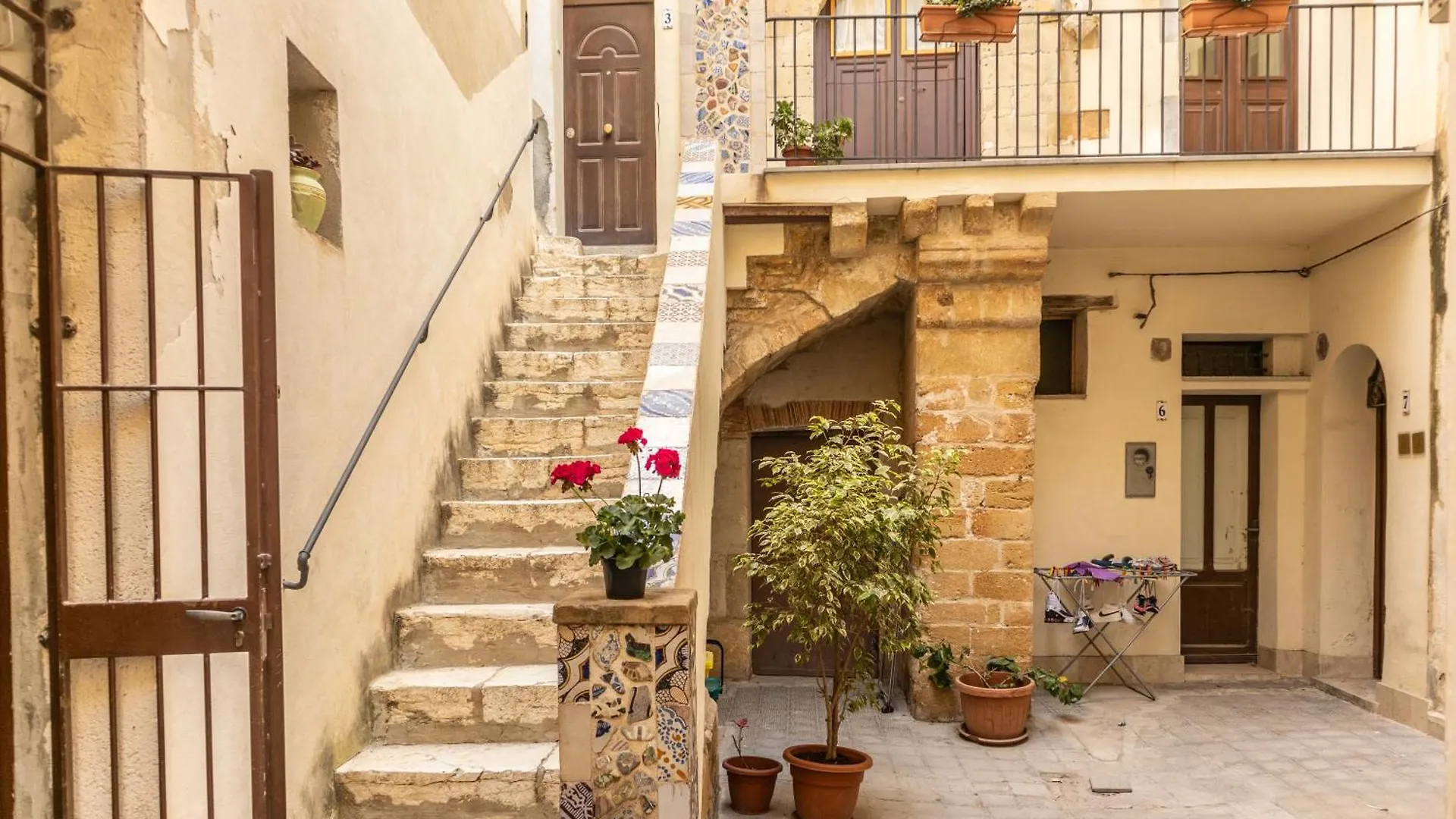 Antico Portale Apartment Trapani